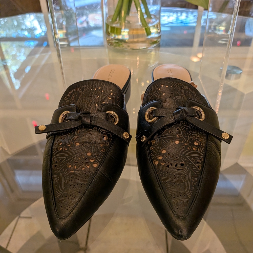 Cole Haan Etched Black Leather Mules Women Sz 6.5